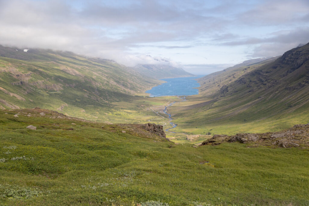 Driving to Klifbrekkufossar