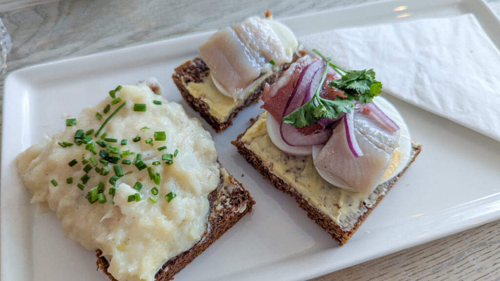 Icelandic plate Baldur